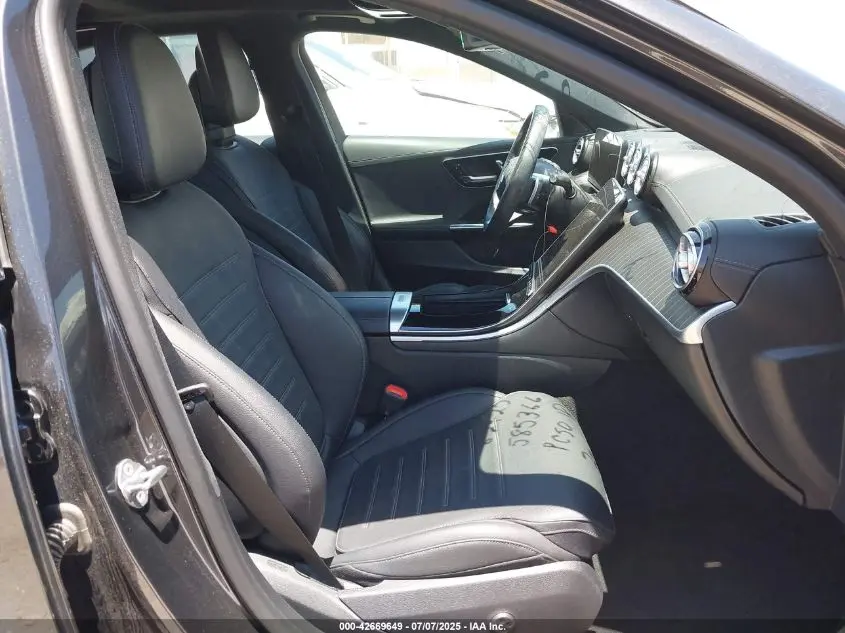 2023 MERCEDES-BENZ C 300 SEDAN