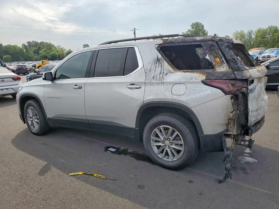 2022 CHEVROLET TRAVERSE LT  