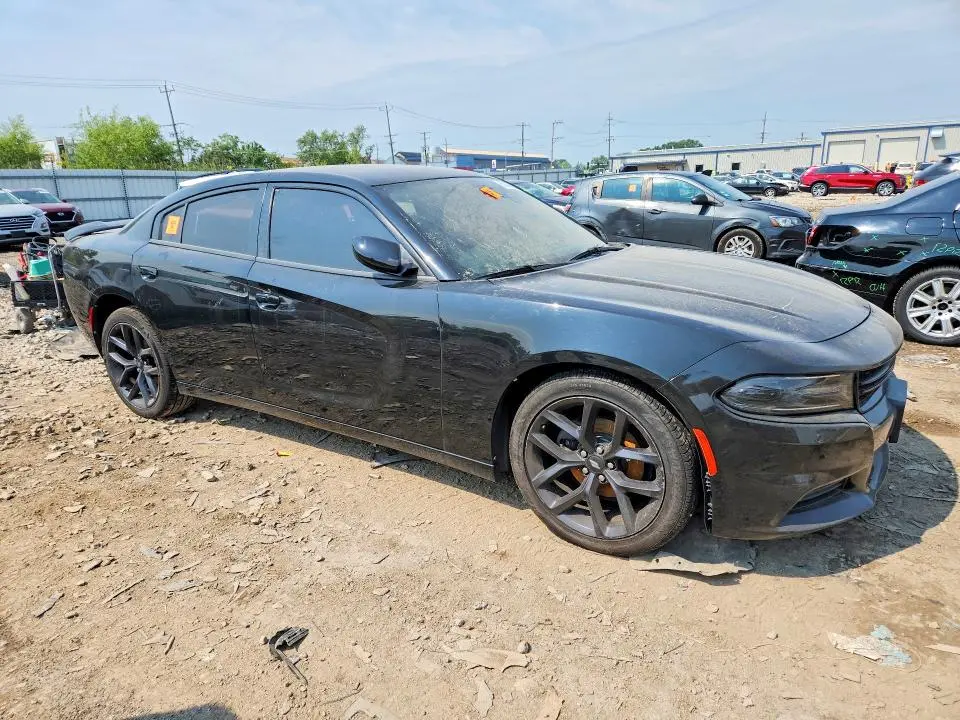 2020 DODGE CHARGER SXT  