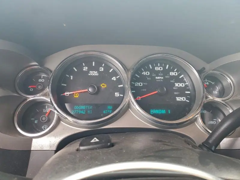 2011 CHEVROLET SILVERADO K2500 HEAVY DUTY LT  