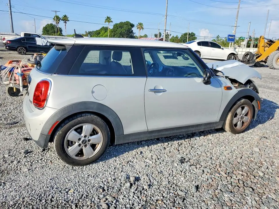 2016 MINI COOPER   