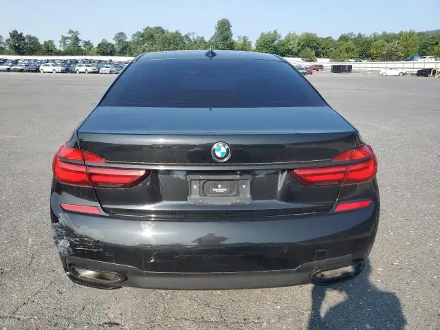 2019 BMW 740 XI  