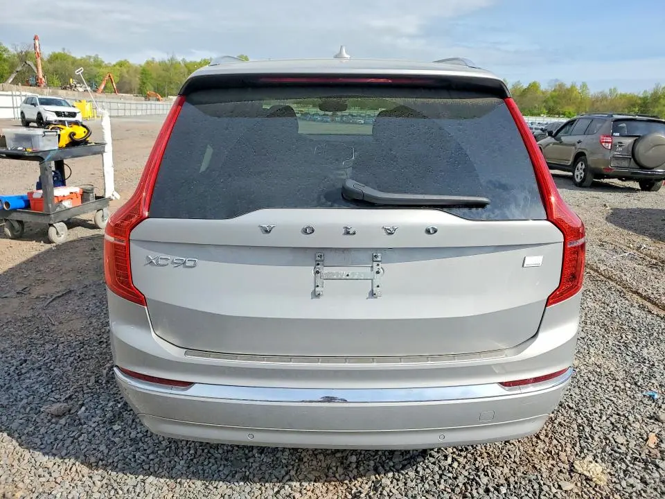 2023 VOLVO XC90   