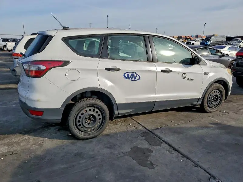 2017 FORD ESCAPE S  