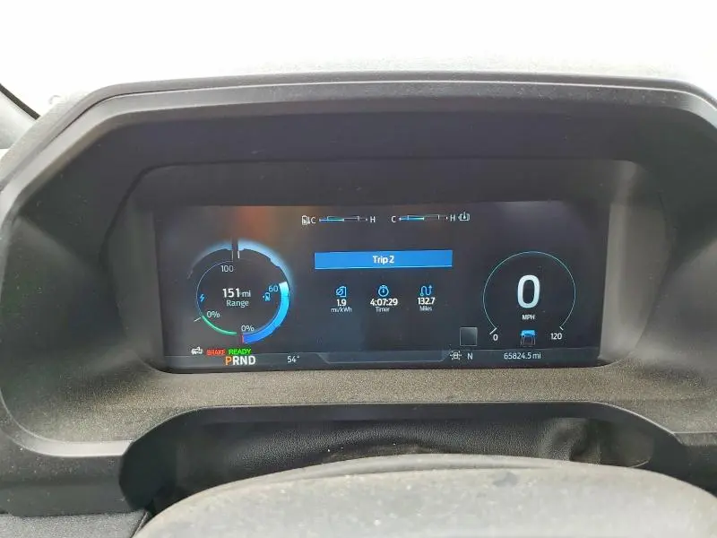 2022 FORD F150 LIGHTNING PRO  