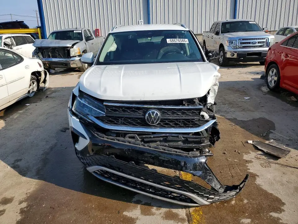 2023 VOLKSWAGEN TAOS SE  