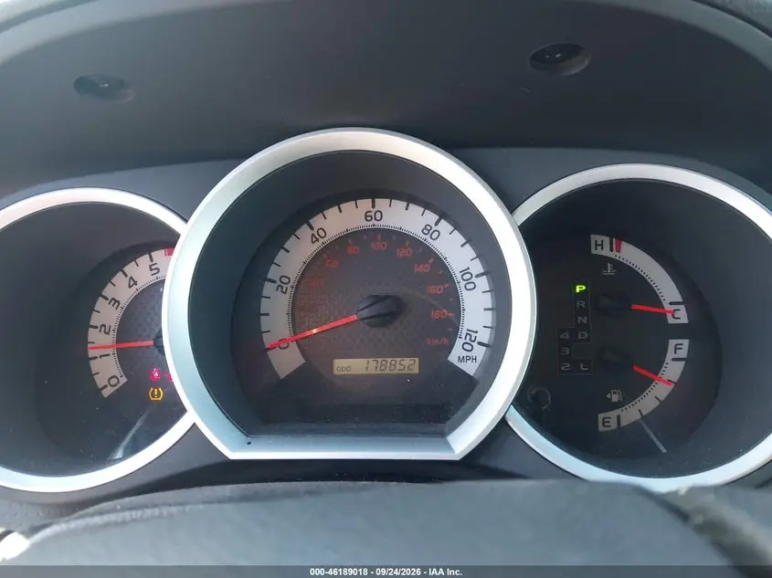 2015 TOYOTA TACOMA BASE V6