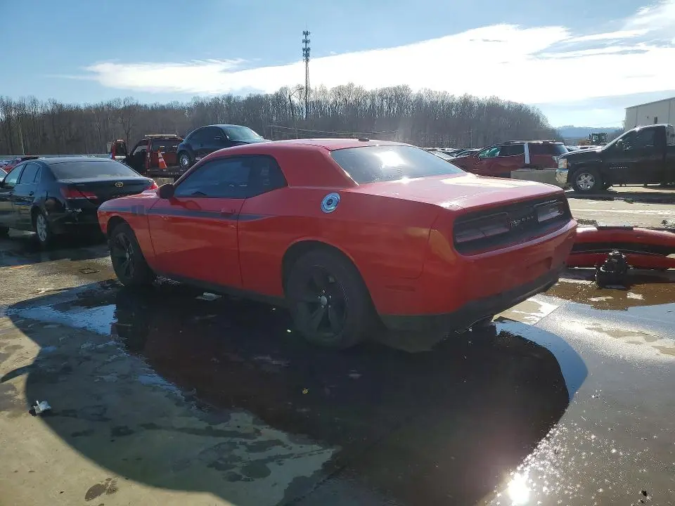 2015 DODGE CHALLENGER SXT  