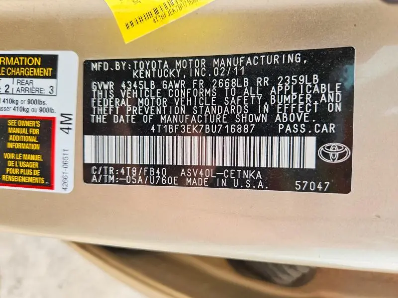 2011 TOYOTA CAMRY LE  