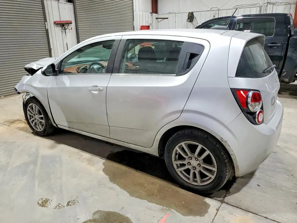 2015 CHEVROLET SONIC LT  