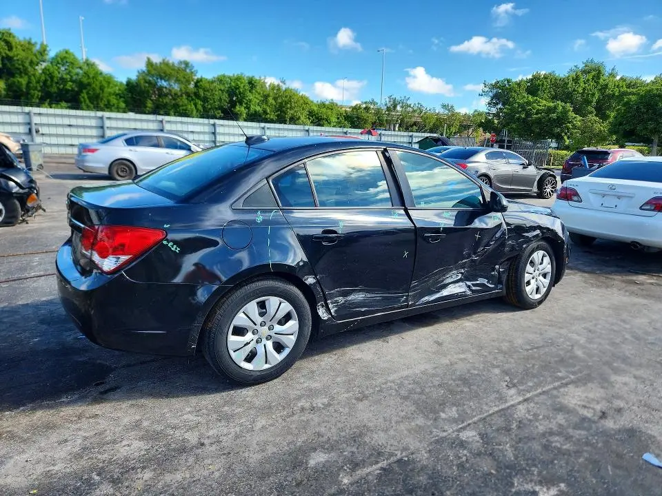 2015 CHEVROLET CRUZE LS  