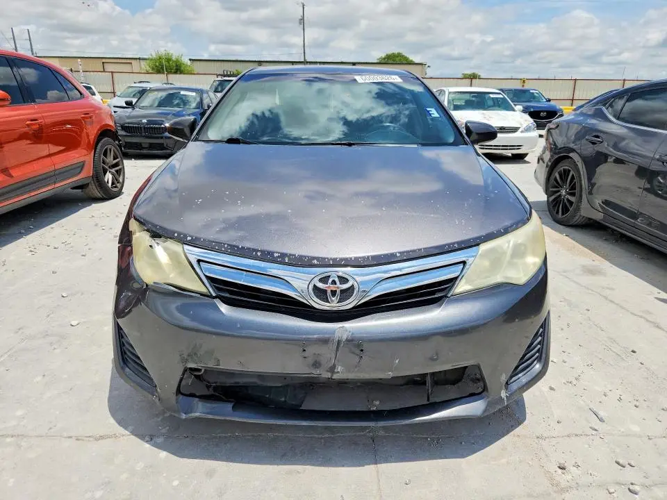 2012 TOYOTA CAMRY LE  