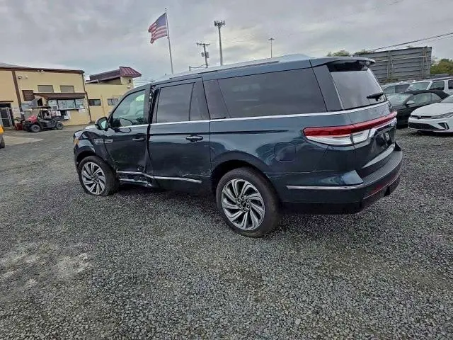 2022 LINCOLN NAVIGATOR L RESERVE  