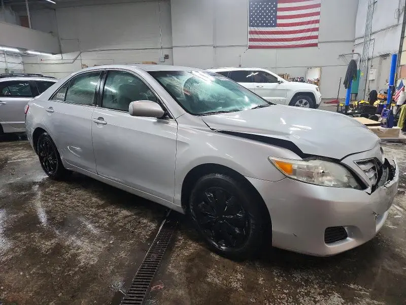 2010 TOYOTA CAMRY BASE  