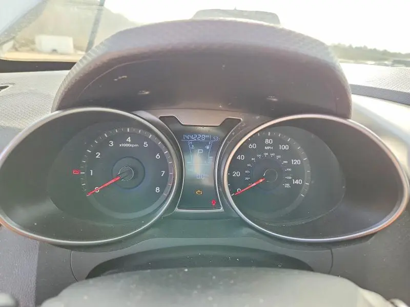 2017 HYUNDAI VELOSTER BASE  