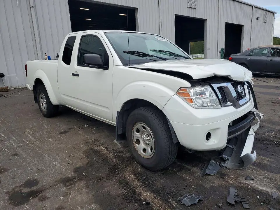 2019 NISSAN FRONTIER S  
