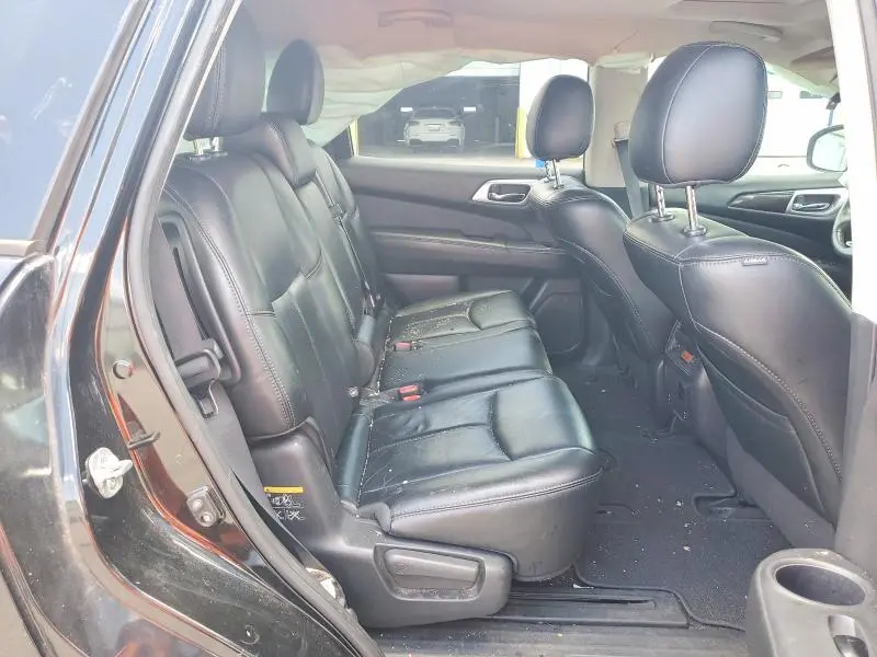 2015 NISSAN PATHFINDER SL  