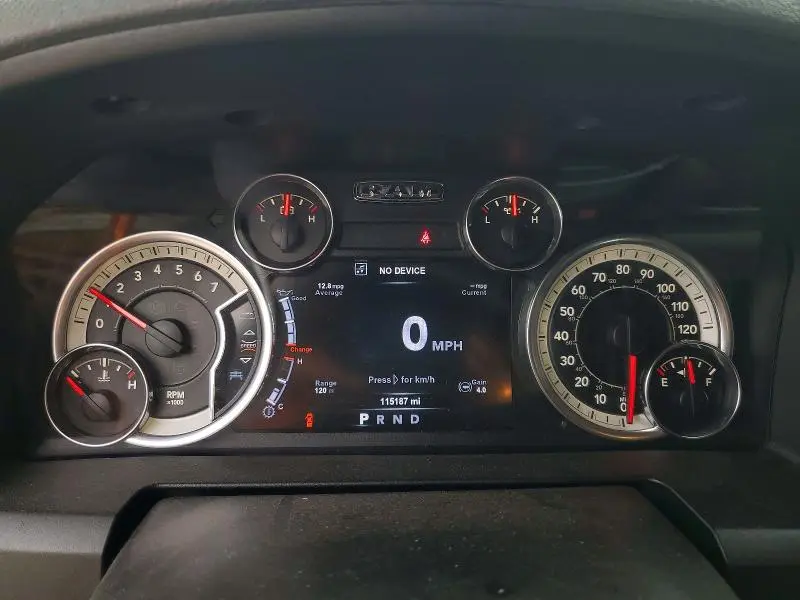 2017 RAM 1500 SLT  