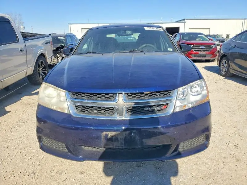 2013 DODGE AVENGER SE  