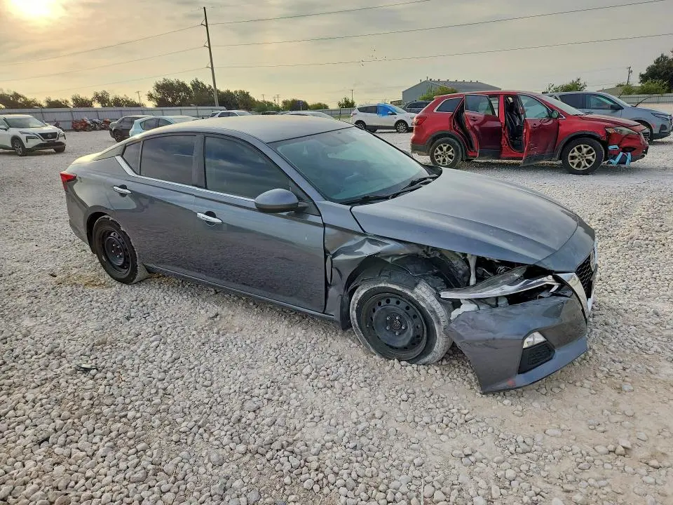 2020 NISSAN ALTIMA S  