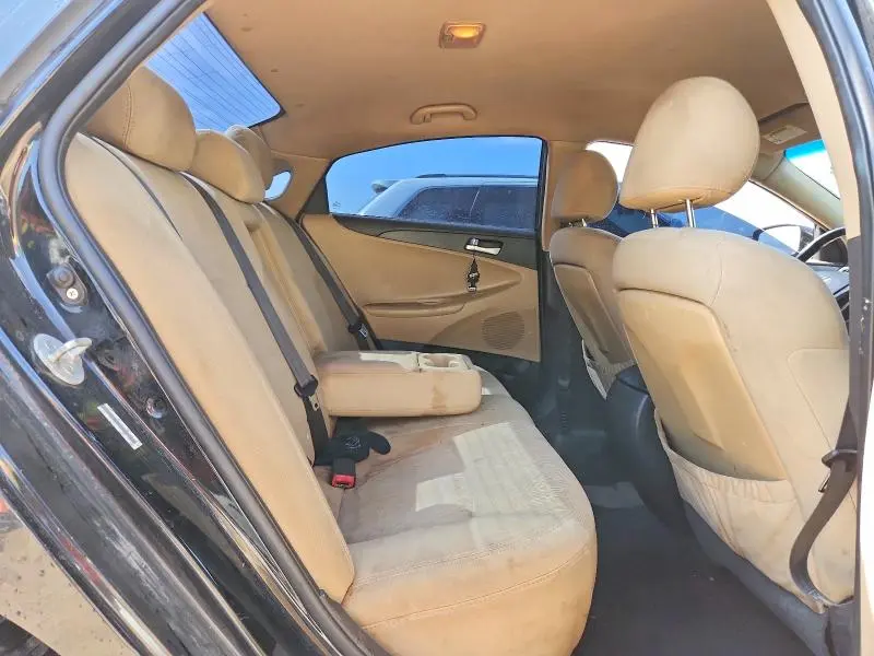 2011 HYUNDAI SONATA GLS  