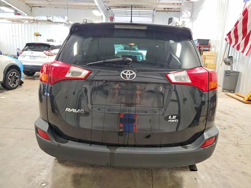 2013 TOYOTA RAV4 LE  