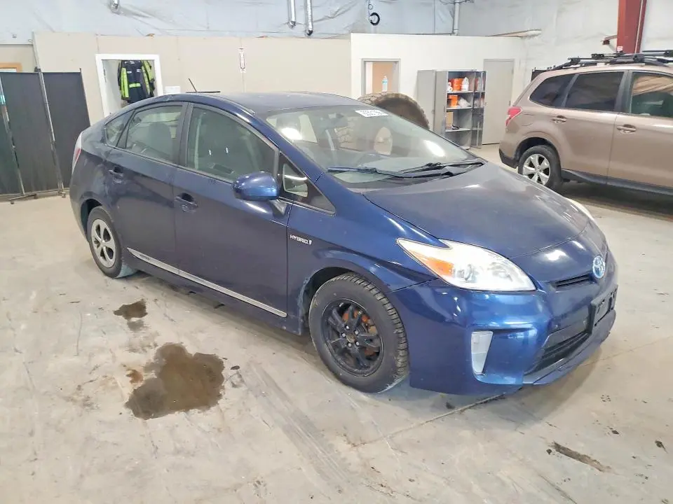 2014 TOYOTA PRIUS TWO  