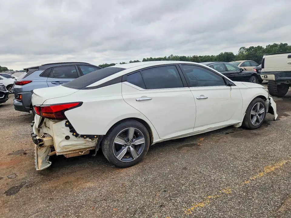 2020 NISSAN ALTIMA S  