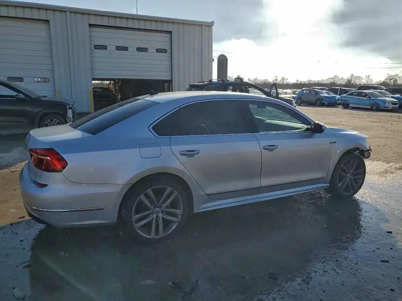 2017 VOLKSWAGEN PASSAT R-LINE  