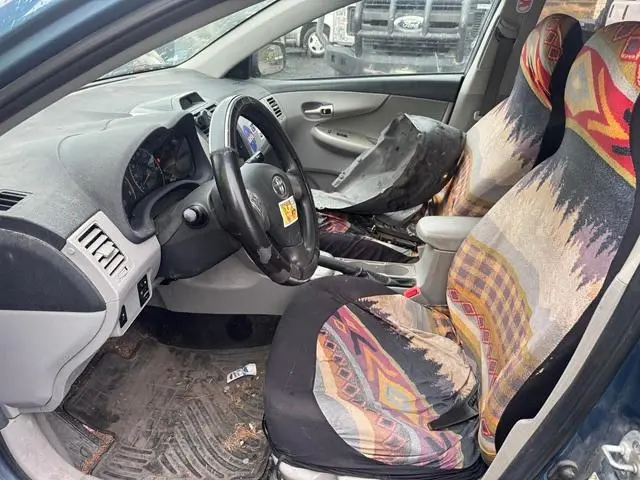 2013 TOYOTA COROLLA BASE  