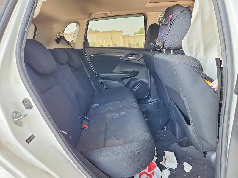 2016 HONDA FIT   