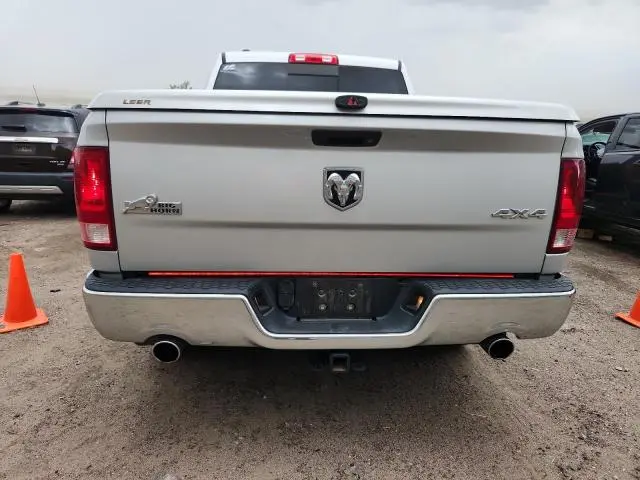 2016 RAM 1500 SLT