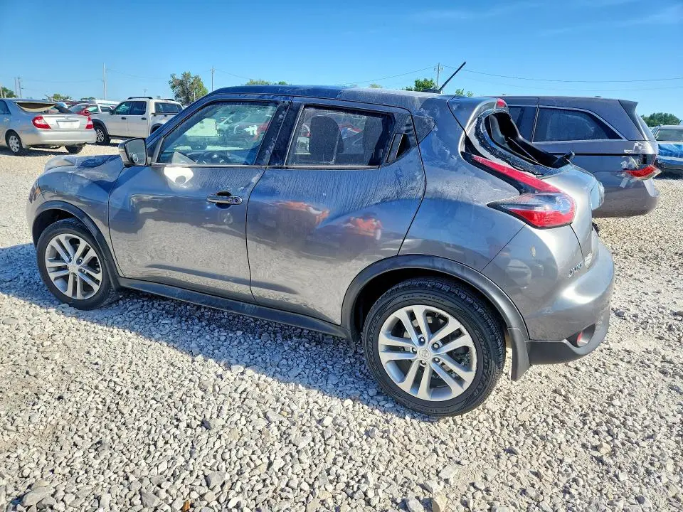 2015 NISSAN JUKE SV  