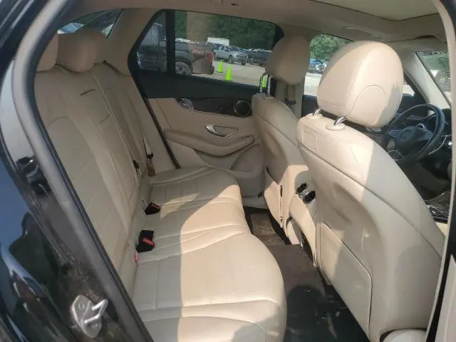 2019 MERCEDES-BENZ GLC 300  