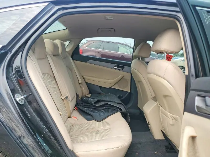 2019 HYUNDAI SONATA SE  