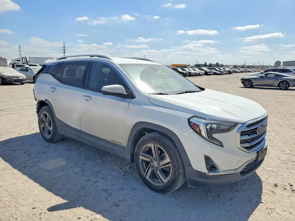 2019 GMC TERRAIN SLT  