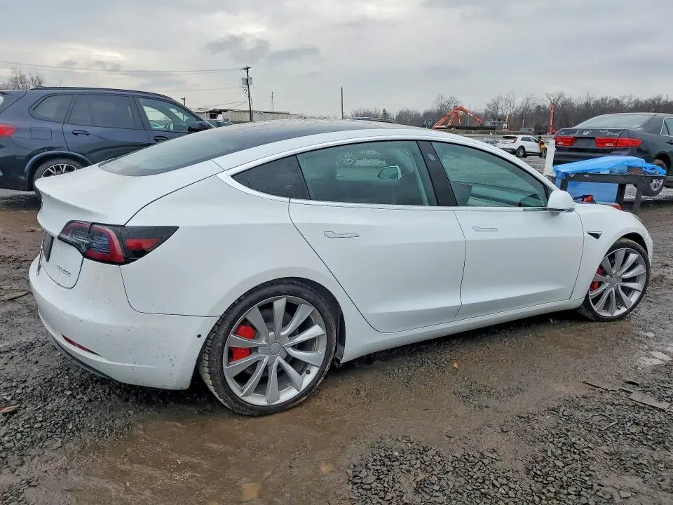2020 TESLA MODEL 3   