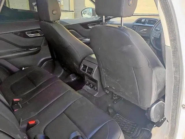 2018 JAGUAR F-PACE PREMIUM  