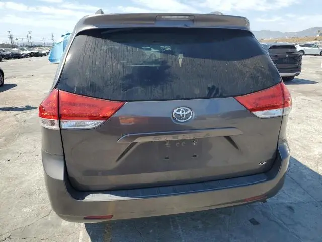 2012 TOYOTA SIENNA LE  