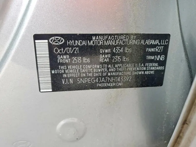 2022 HYUNDAI SONATA SE  
