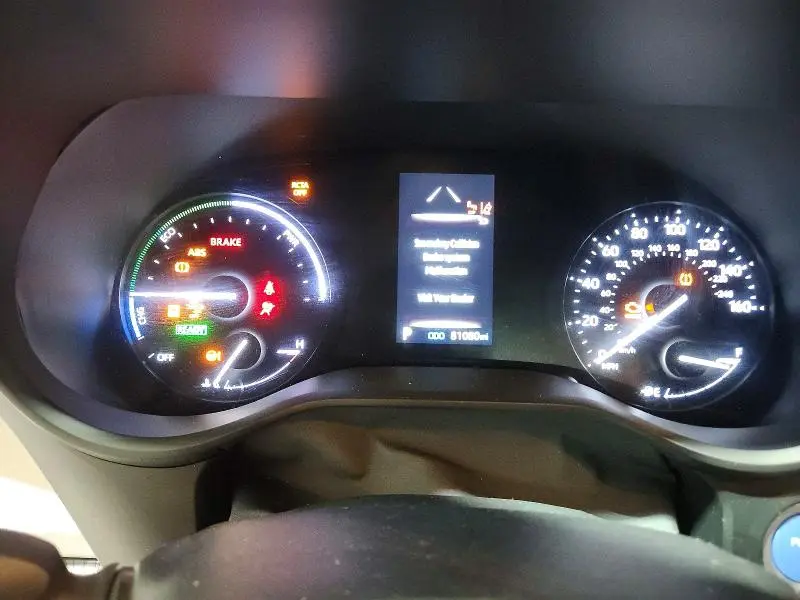 2021 TOYOTA SIENNA LE  