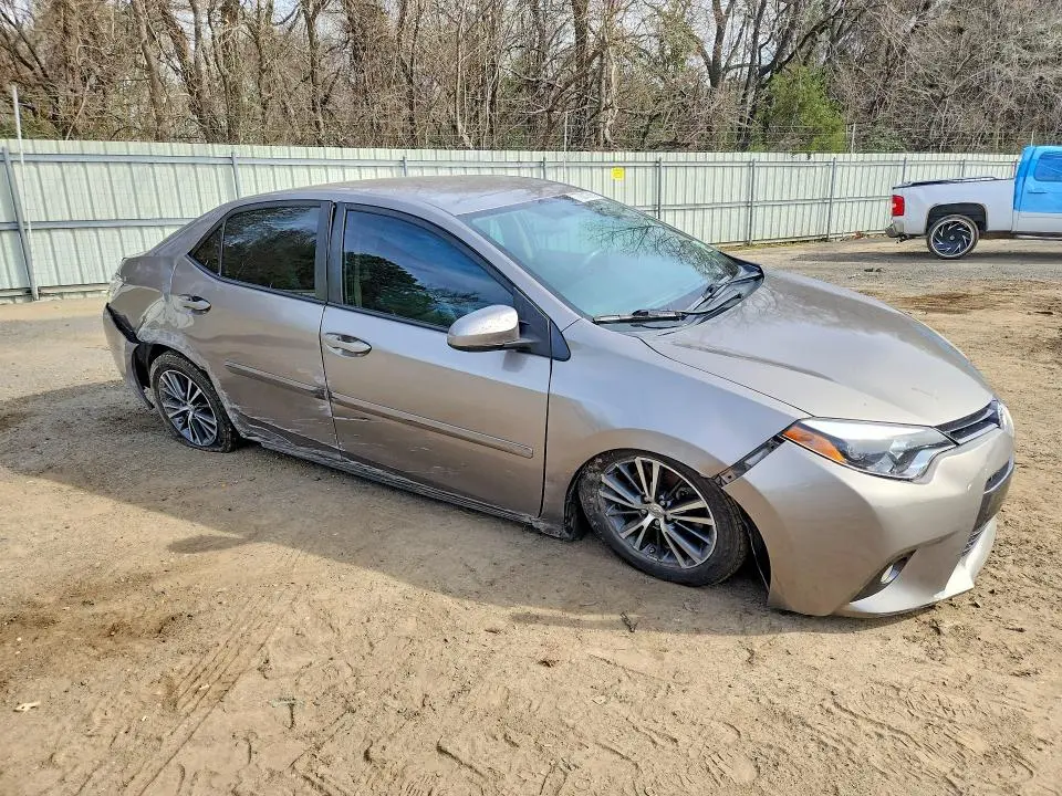 2016 TOYOTA COROLLA LE PLUS  