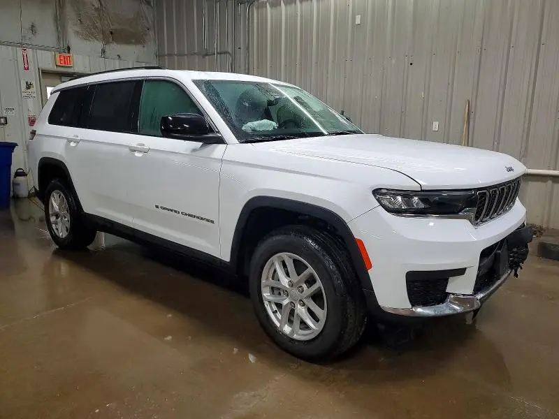 2024 JEEP GRAND CHEROKEE L LAREDO  