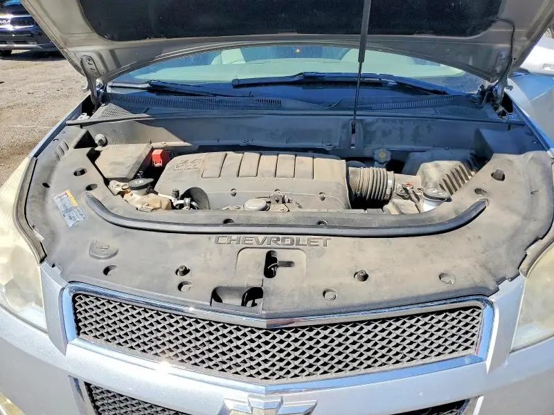 2012 CHEVROLET TRAVERSE LT  