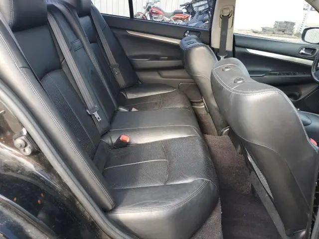 2010 INFINITI G37   