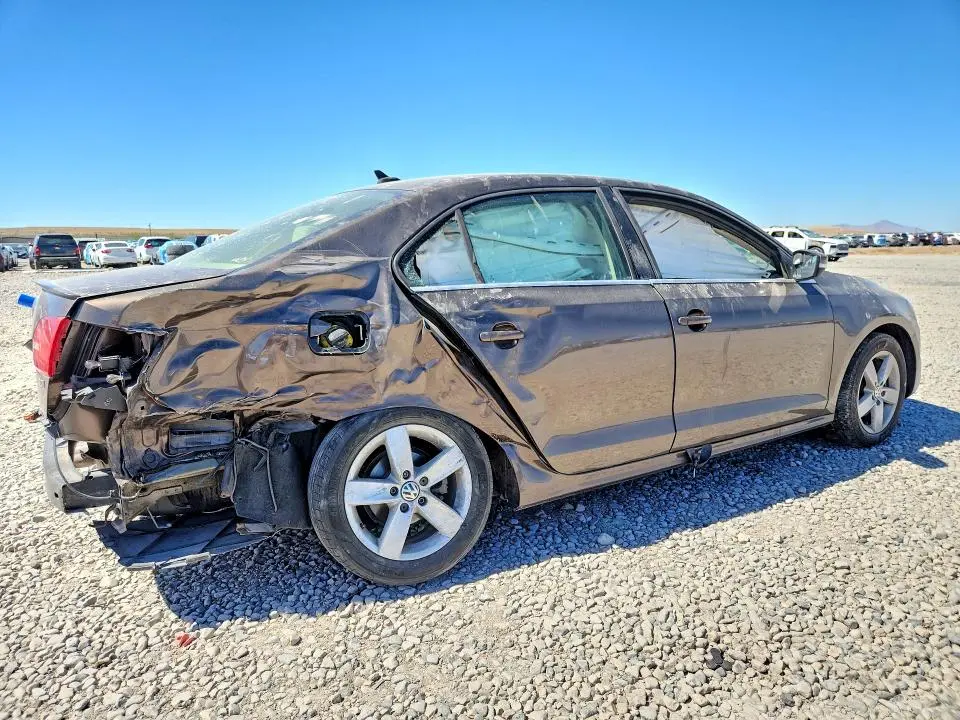 2012 VOLKSWAGEN JETTA TDI  
