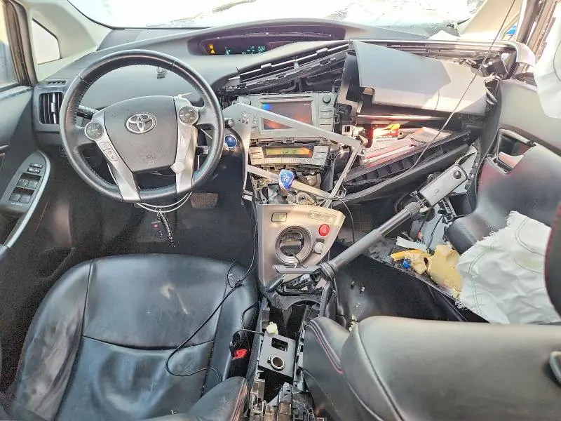 2013 TOYOTA PRIUS PERSONA SERIES SE  