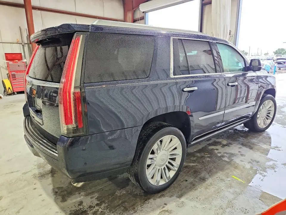 2018 CADILLAC ESCALADE PLATINUM  