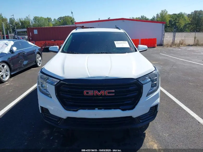 2022 GMC TERRAIN FWD SLE