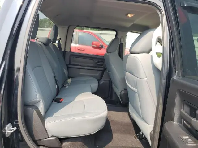 2013 RAM 1500 ST  